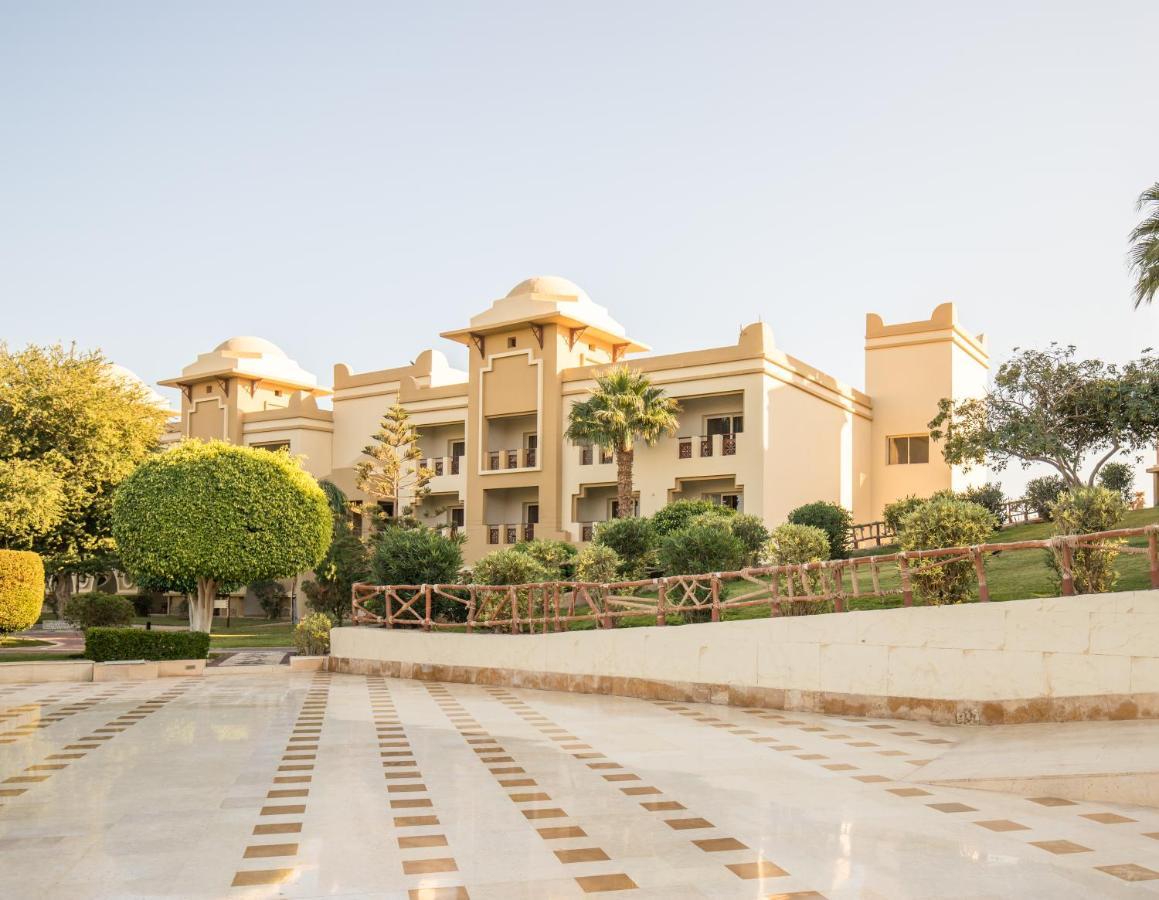 Serenity Alpha Beach - Ex Serenity Makadi Beach Kültér fotó The Taj Mahal Palace, Mumbai