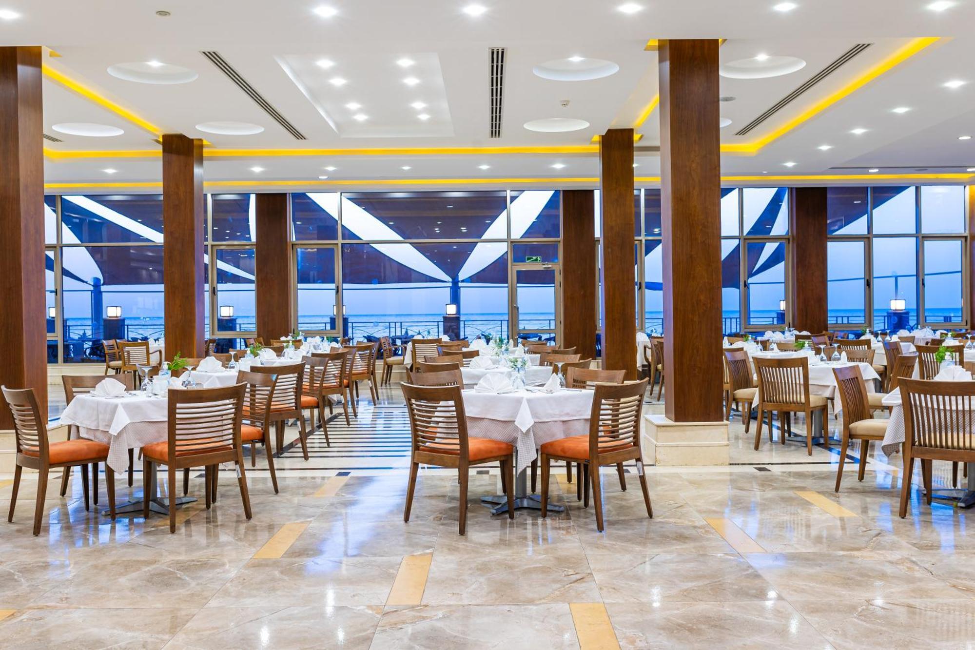 Serenity Alpha Beach - Ex Serenity Makadi Beach Kültér fotó The restaurant